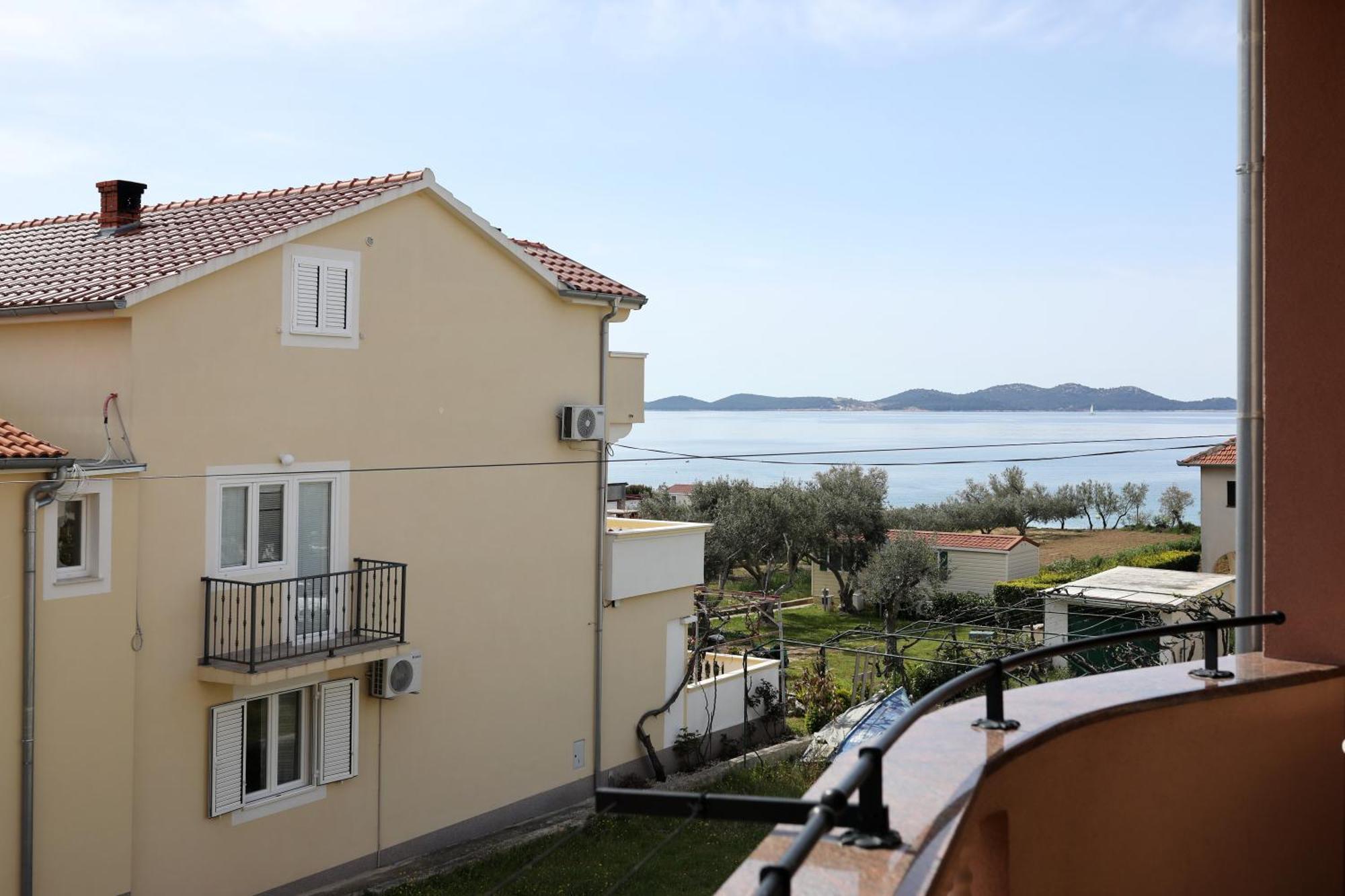 Villa Dalmatino Pakoštane Екстериор снимка